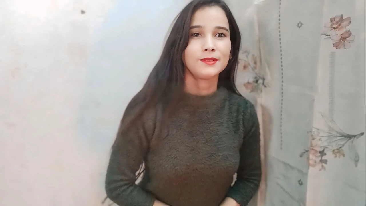 Step sister ko kapde utar kar jabar dasti chod diya