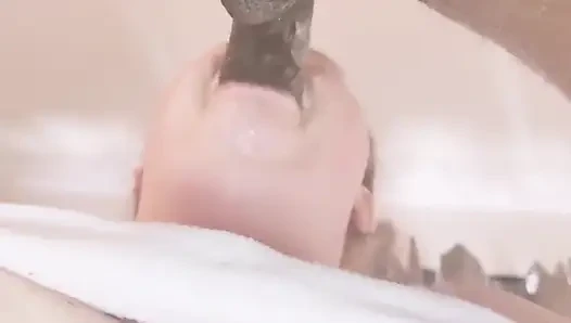 Amateur BBW Sloppy Blowjob with Cumshot