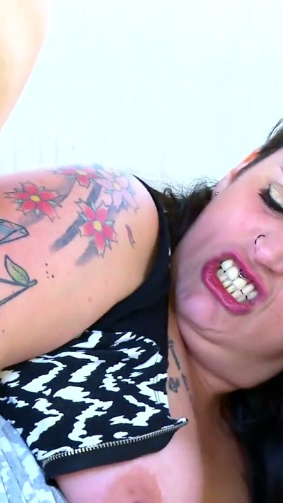 Chubby mature Crazy Rules makes Kevin come unbelievable hard | Clip 3