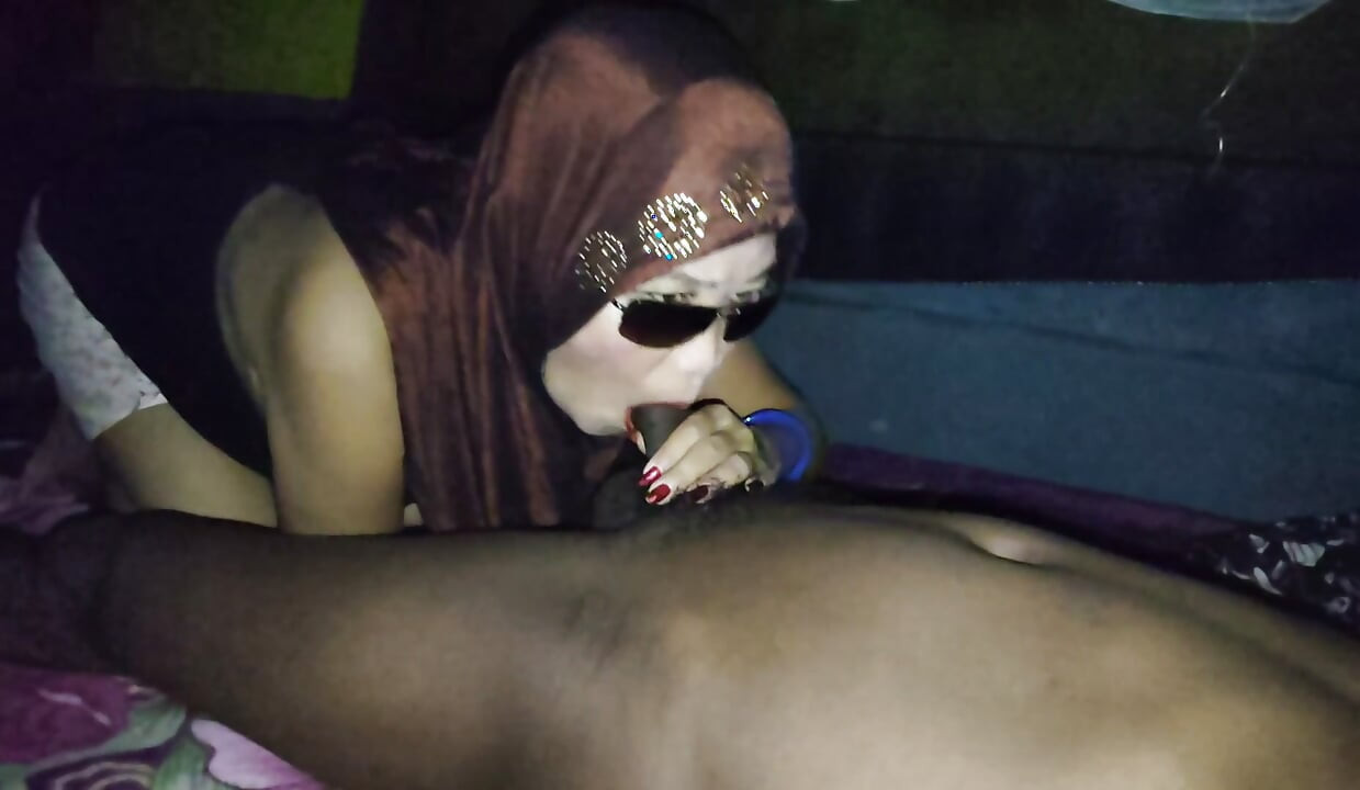 Horny Nepal girl gives sloppy blowjob with surprise oral creampie & cum in mouth CIM - Asian