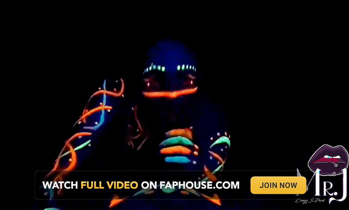 Sex and Uv Painting with Nyx & Dmona