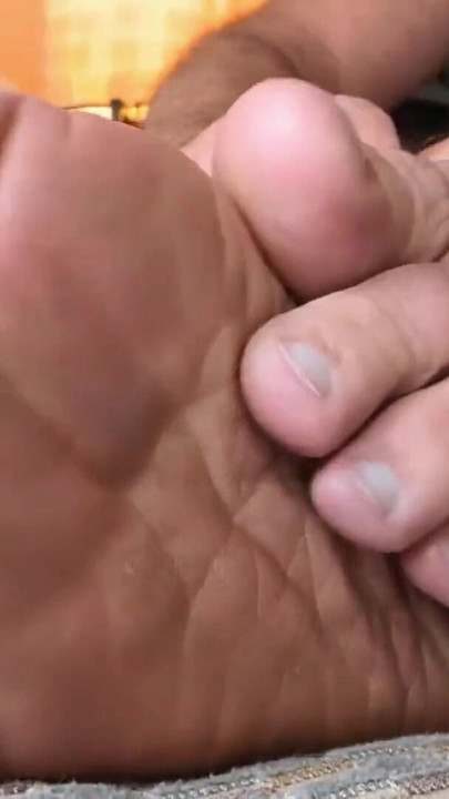Give in to the power of my big beefy feet. | Clip 1