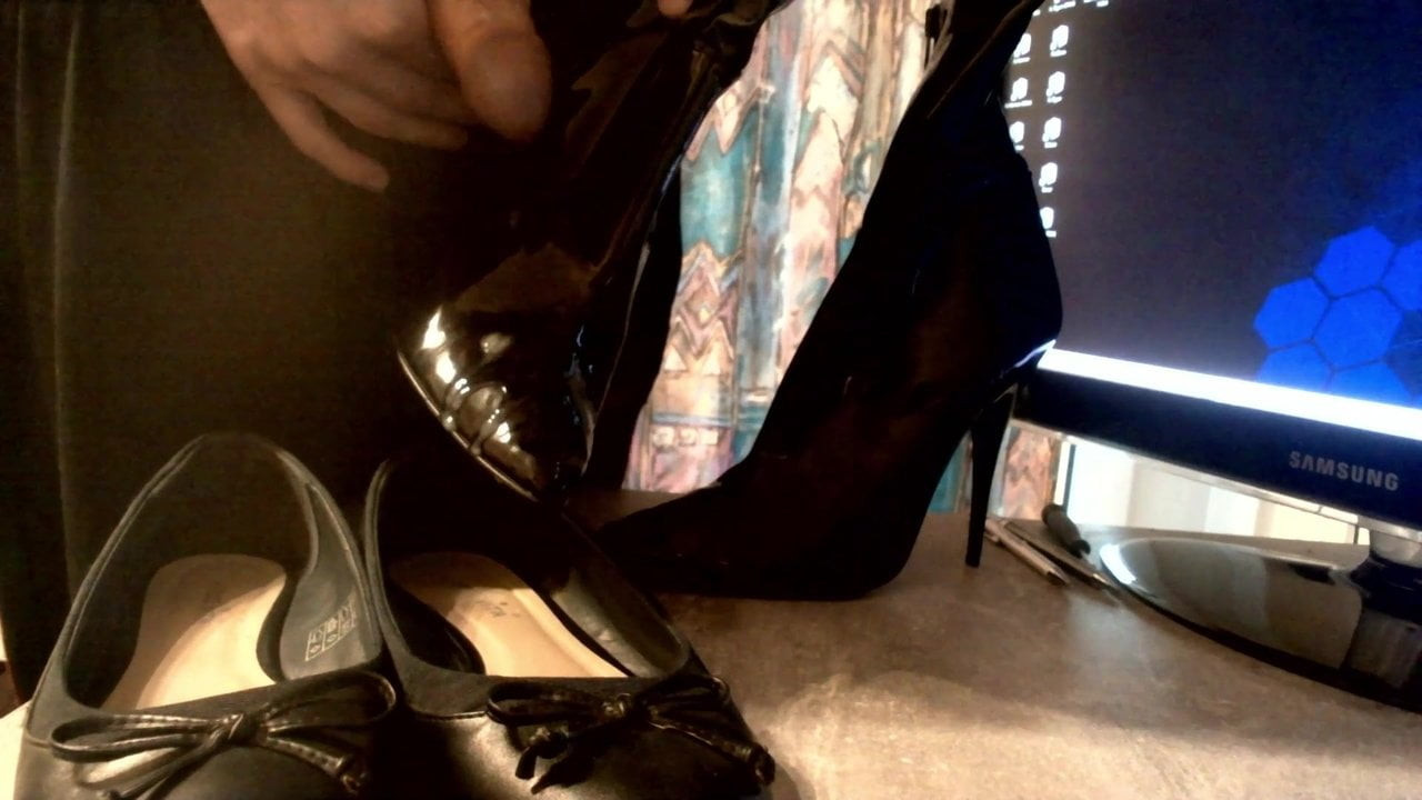 UUpss cummed boots