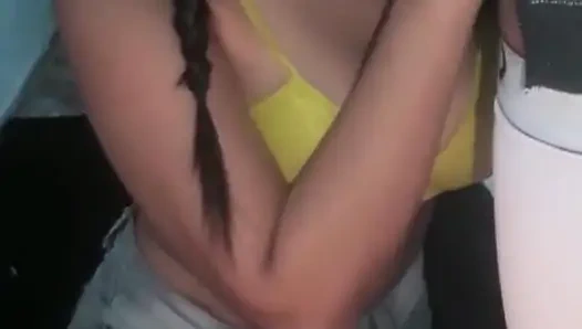 Sakso çekti ve ağzına boşalttı