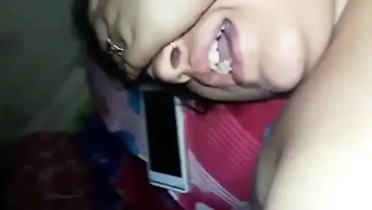 Bhabhi Stöhnt Laut Und Kommt Vor Der Muschi
