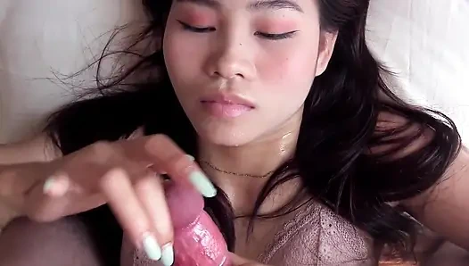 Ngocok kontol dengan lembut 2 - yumi