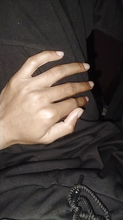 Where do you want this hand