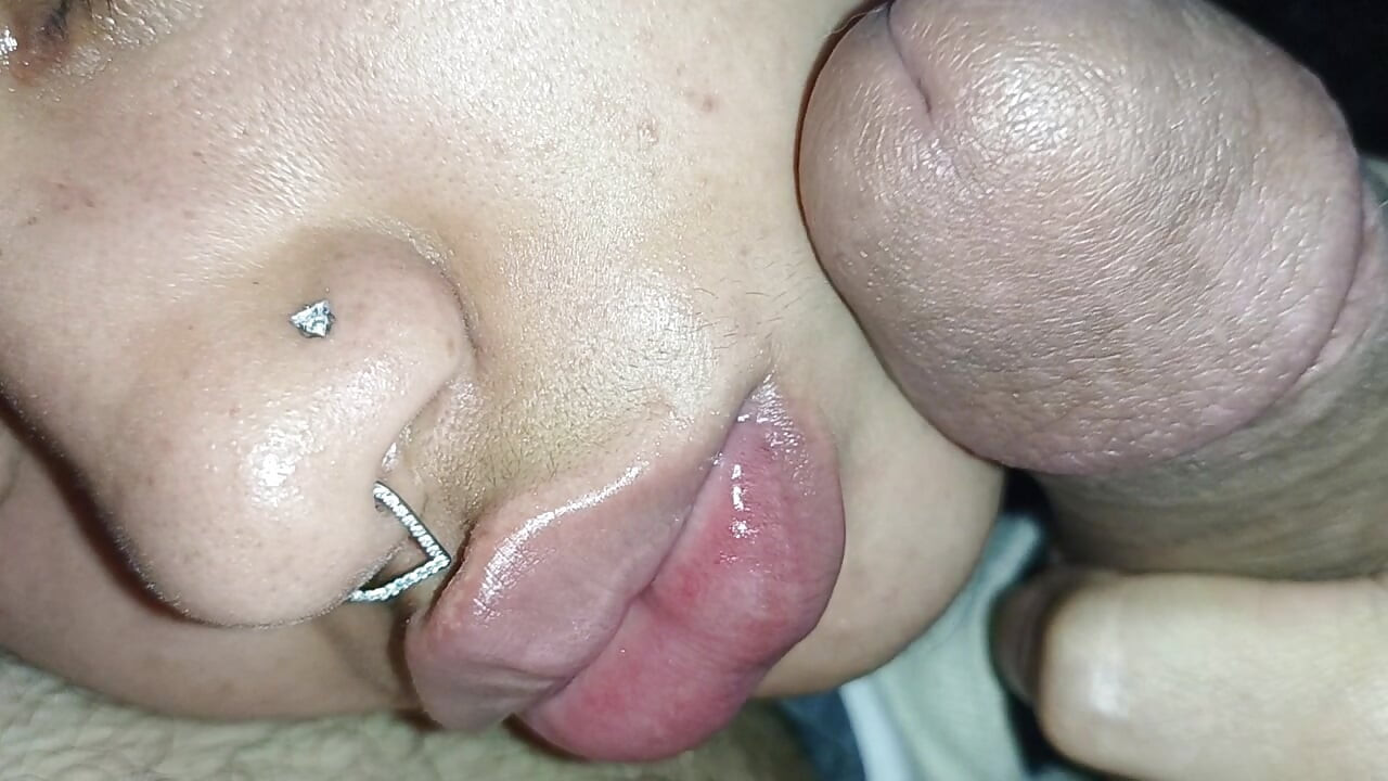 CREAMPIE FACIAL, SPURTING A LOT OF CUM ON HER BEAUTIFUL FULL LIPS