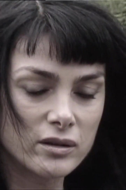 Beautiful MILF with Short Hair on Ass Fucked Pussy and Cumshot in Mouth