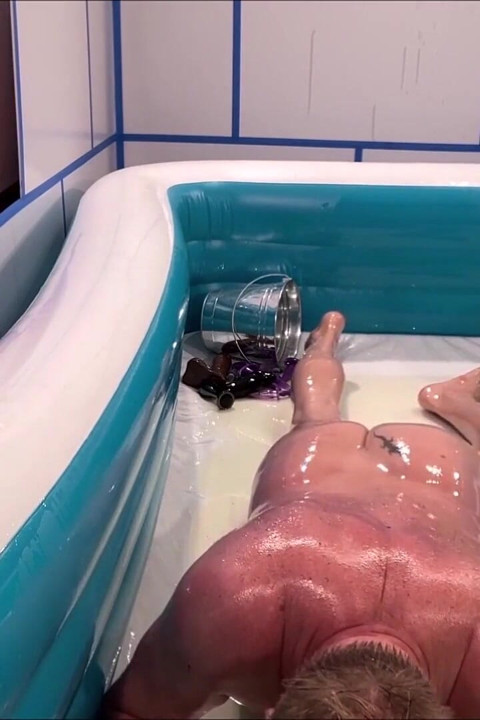 Oiled Night Sex Toys 9