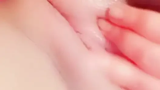 Kim beni yalamak için geliyor? 😋