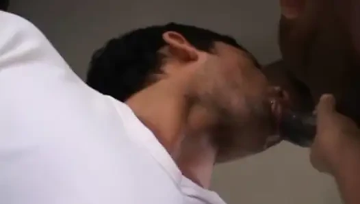 Adam üçlü sekste sikiliyor
