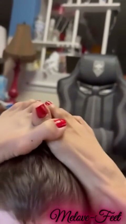 Naelor Slurps  on Melove little pussy part two | Clip 1