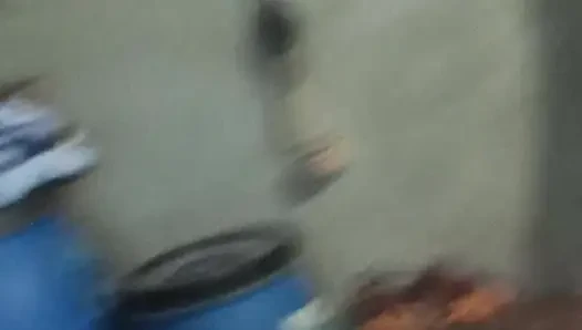 Klik untuk menonton video seks penuh tante