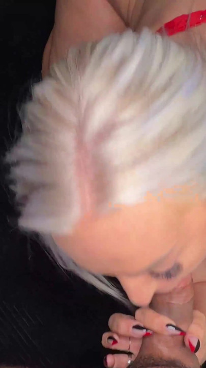 Curvy Blonde Elana Fucks BBC Mike Ox and Gets a Fat Facial