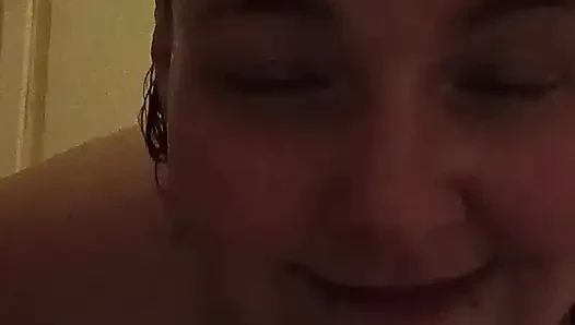 Di kamar mandi
