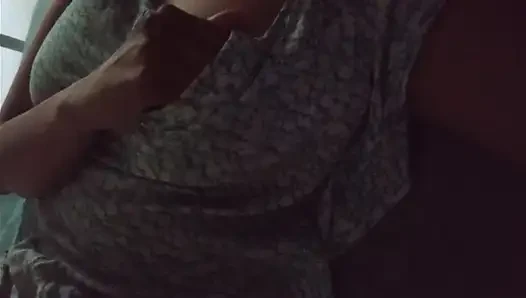 Adik tiri dengan toket besar dientot brutal sama dildo abang tirinya sendiri