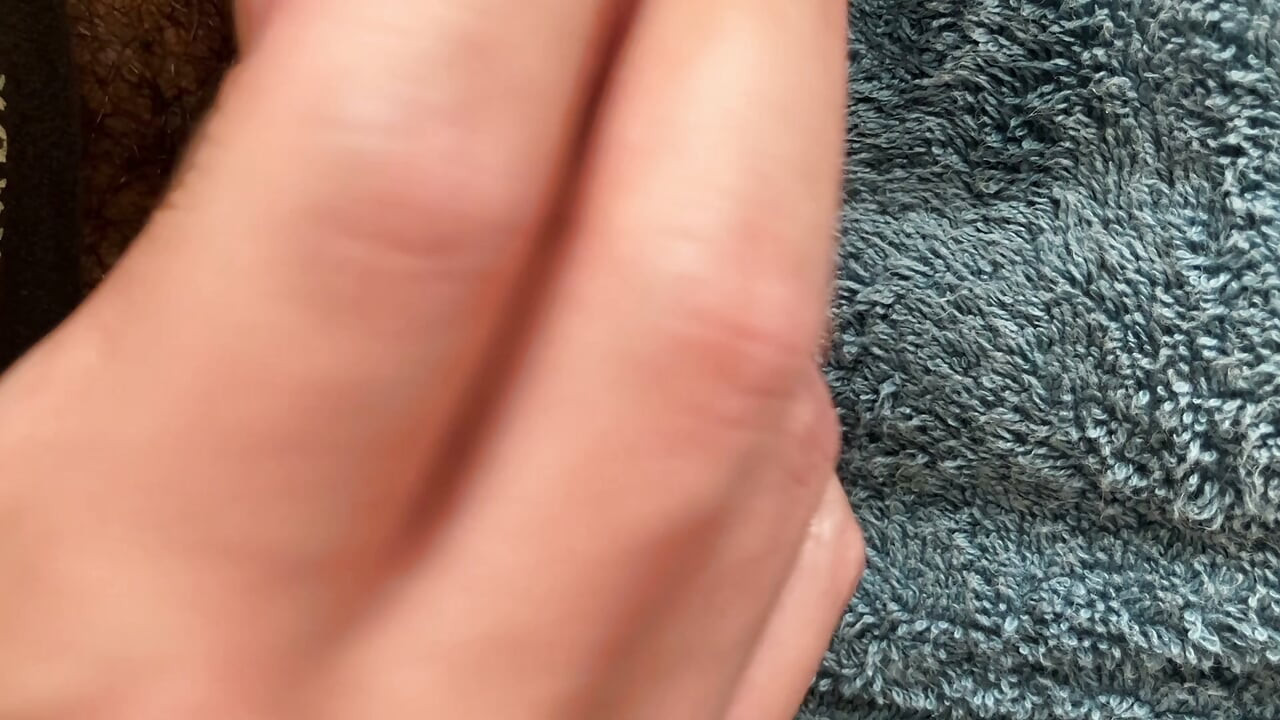 激烈的的龜頭按摩讓我射了