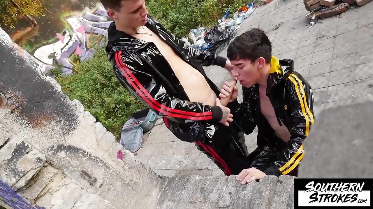 Southernstrokes Kaleb Cross ve Roman Capellini