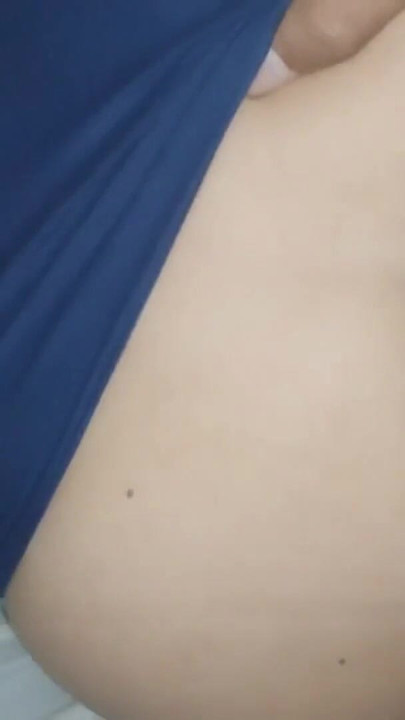 แฟนหนุ่มของเพื่อนกูให้กางเกงในนี้กับกู, กูเป็นนางแบบให้เขาและเขาไม่ต่อต้าน เขาทําเล็บหีกู | คลิป 2