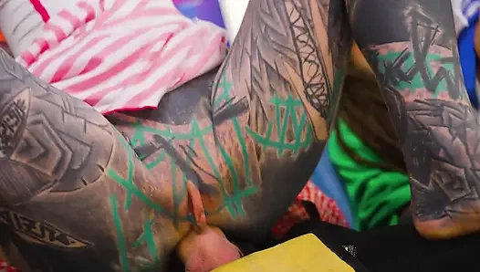 AlternativeS KOSTÜM ANAL 4-some - 2: 2 doppelpenetration, gesichtsfick und gesichtsbesamung