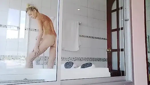 Look at Me at the Bathroom