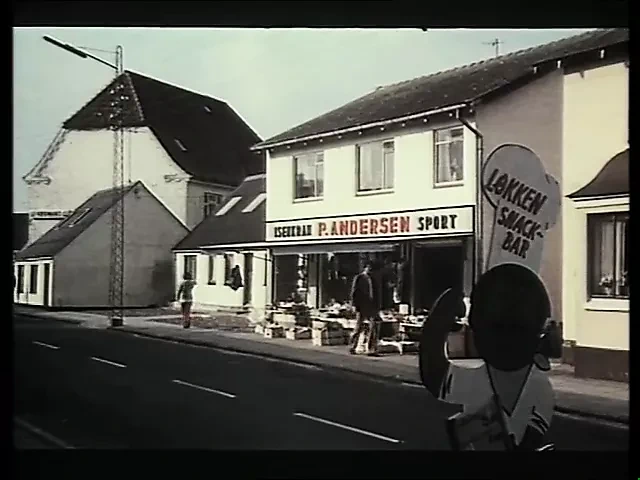 Rapportpigen 1974 – Danish Retro