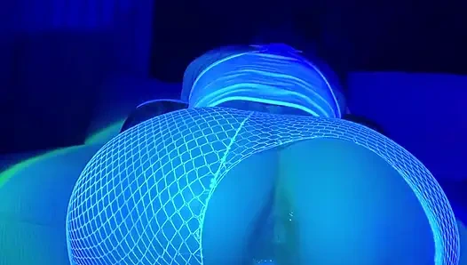 Mükemmel amcıklı balon götlü büyük dildo ve yarak alıyor