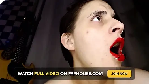 Blow up doll kırmızı ruj