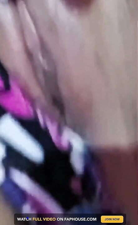 Colombian Latina Masturbates and Touches Her Big Tits