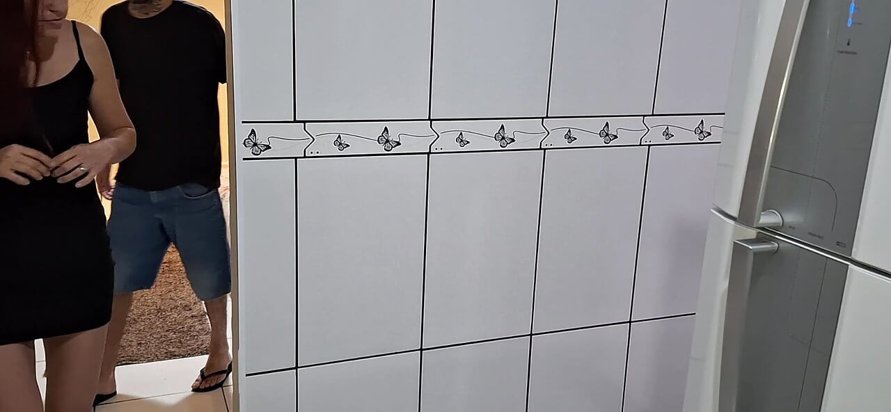 Stepdaughter Without Panties Plays Dominoes With Her Stepfather