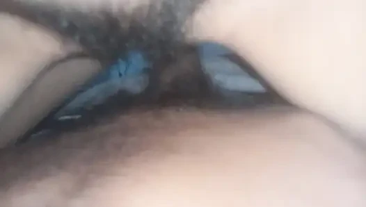 Istri India menunggangi kontol suami