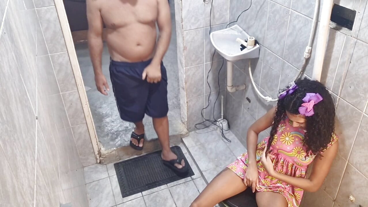 I caught my stepdaughter masturbating in the bathroom