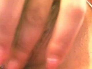 Close-up masturbation on cam