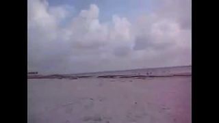 Buceta nua na praia