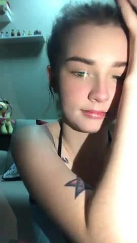 Sexy girl doing selfies with a bra.mp4