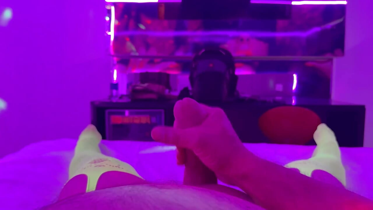 Jerking and Shooting a Nice Load