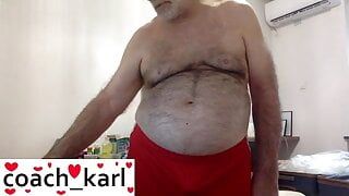 Hola entrenador karl - cuerpo peludo y peludo