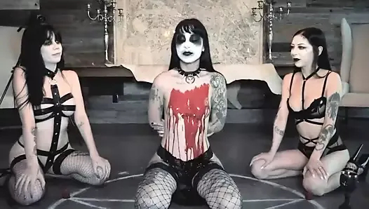 bffs intense halloween orgy with 3 tattooed s petite slut