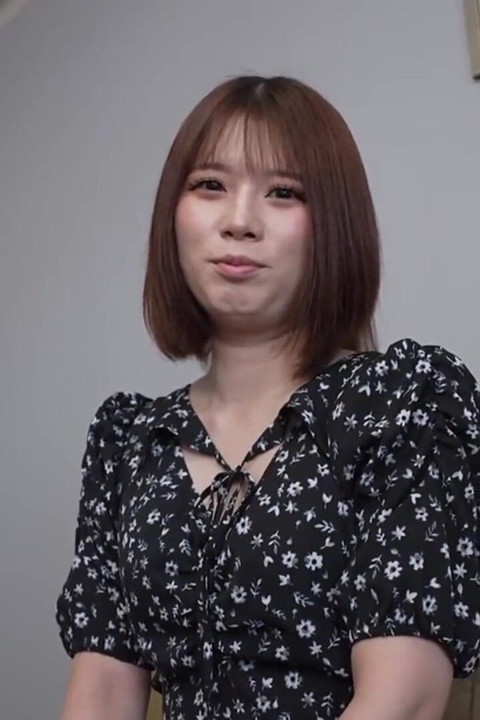 Stunning Osaka Office Beauty Shows off Her Irresistible Charm in an Intimate and Passion-filled Encounter