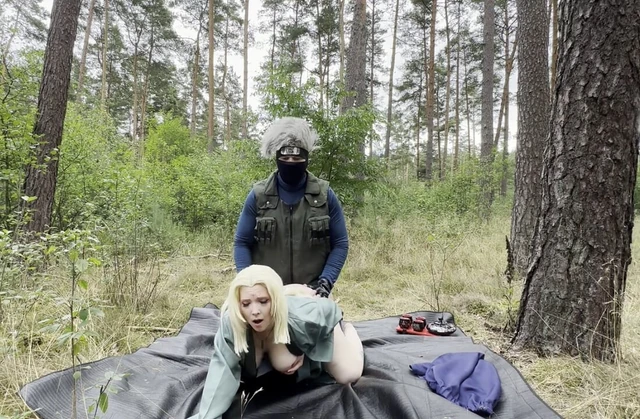 Forbidden Shinobi Pleasure: Kakashi & Tsunade in Authentic Naruto Cosplay!