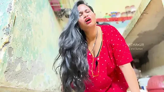 Mami cantik menggodaku saat lagi masak di dapur - seks hot