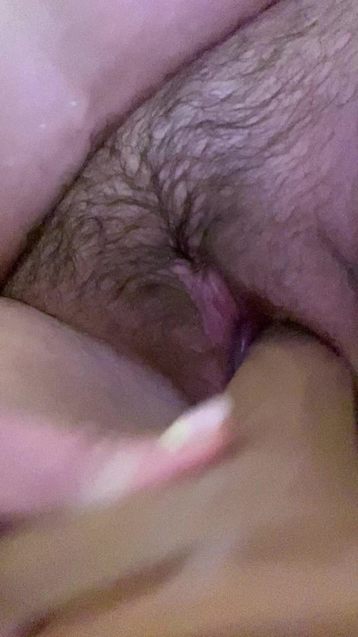 Pussy play in shower