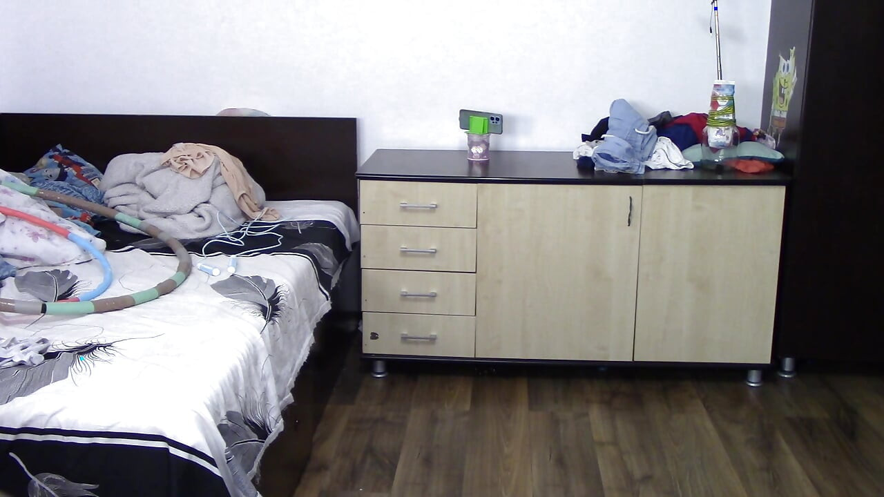 Sexy wife workout at home naked.