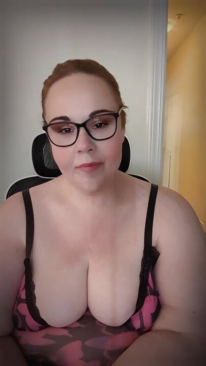 Sissy therapist HollyLou