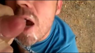 Buddy blows me in the park and I cum in his fucking mouth