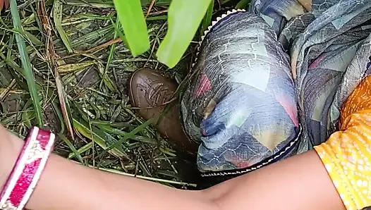 The brother-in-law is fucking his sister-in-law every day in the field