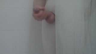 Malky komijn onder de douche