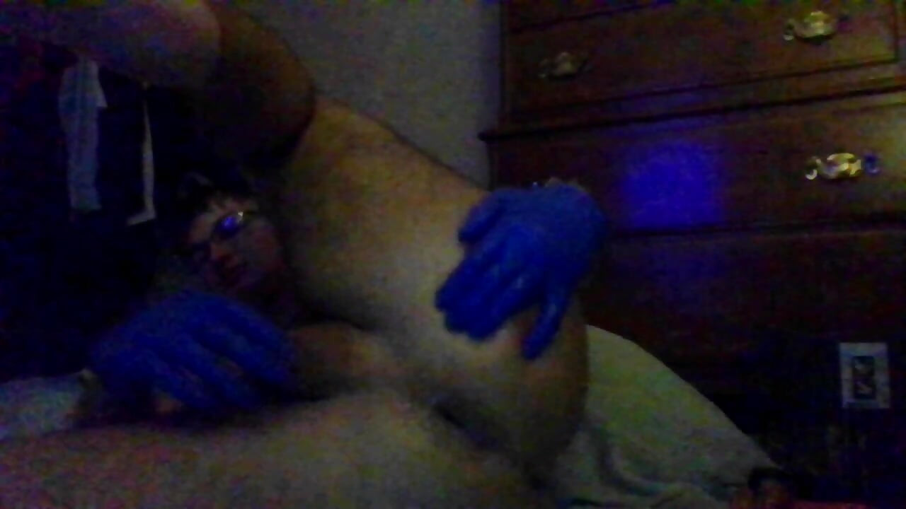 Calentando mi culo jugoso LOL