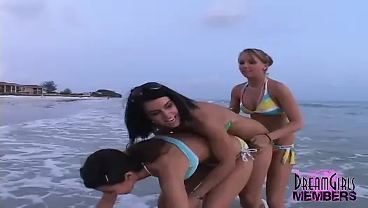 Three Hotties Make Out and Get Topless at a Public Beach